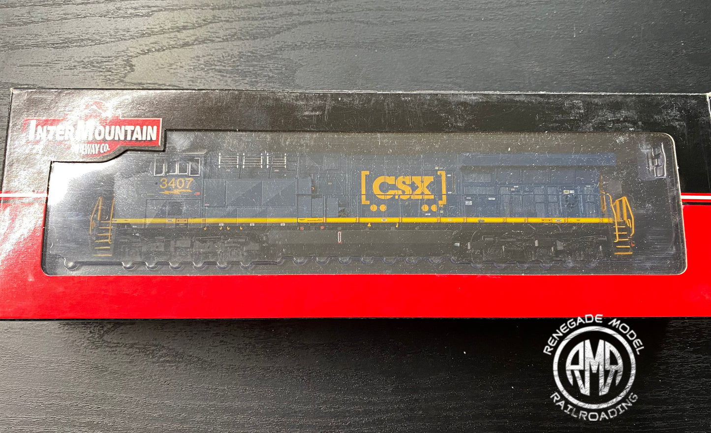 Intermountain 497103S-17 HO CSX #3407 GE ET44AC Locomotive DCC Sound