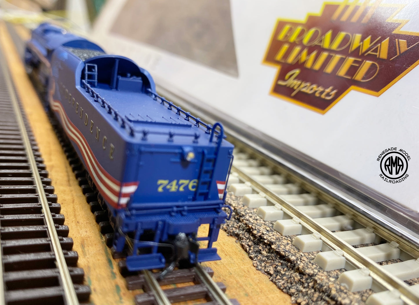 Broadway Limited 7411 N Reading T1 484 Independence Patriotic Paragon4 DCC Smoke