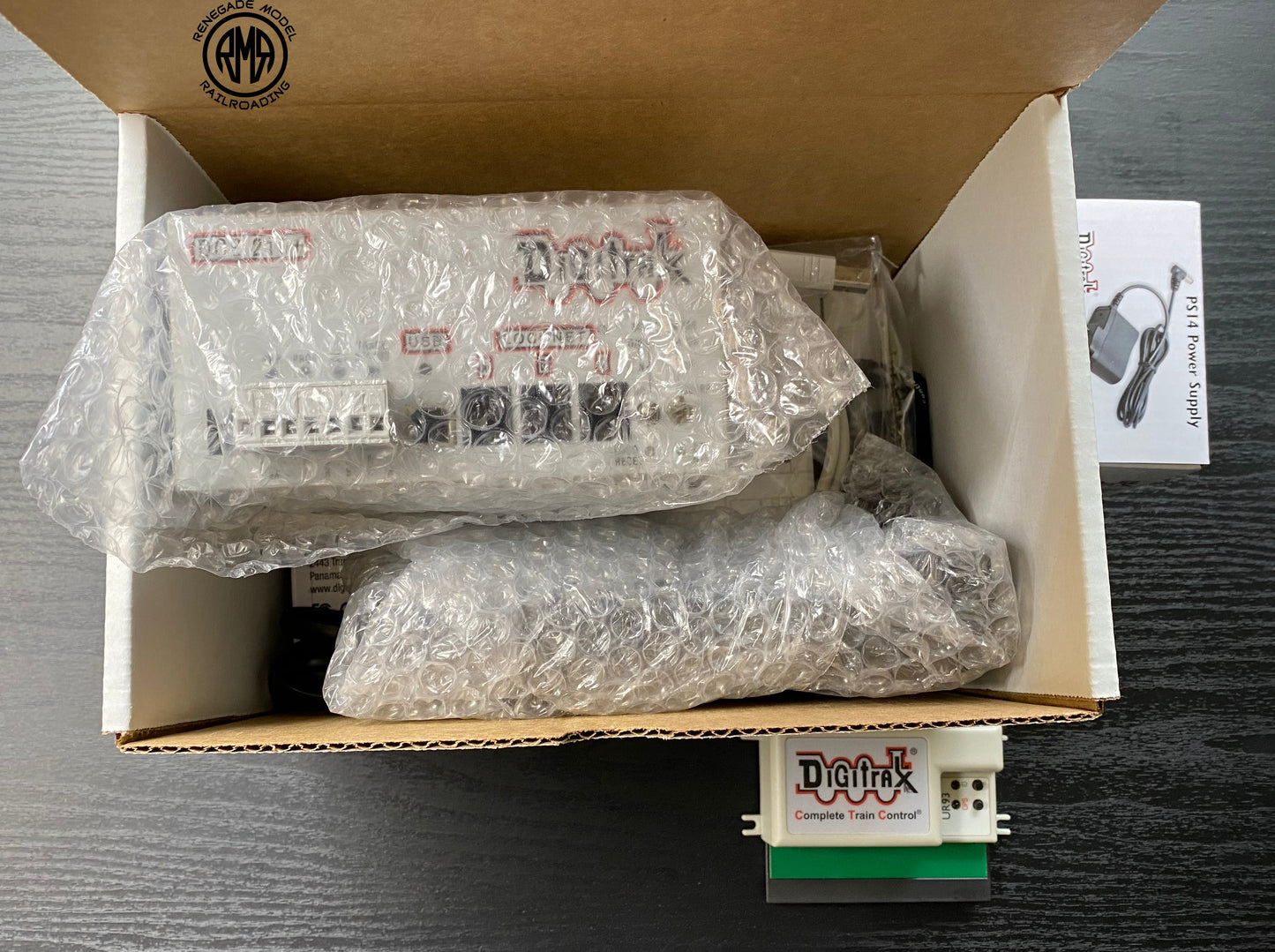 Digitrax EVOXD Evolution Express Advanced 5A/8A Duplex Starter Set 2024