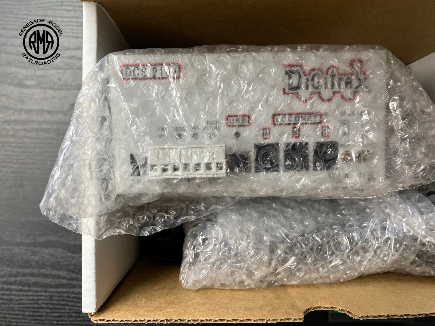 Digitrax EVOXD Evolution Express Advanced 5A/8A Duplex Starter Set 2024