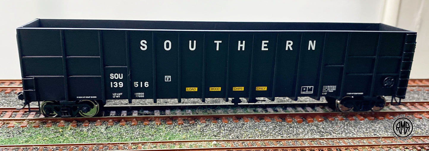 Walthers Mainline 910-6121 HO Scale Southern Railway 61' Wood Chip Gondola