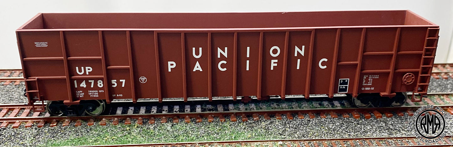 Walthers Mainline 910-6126 HO Scale Union Pacific 61' Wood Chip Gondola Freight