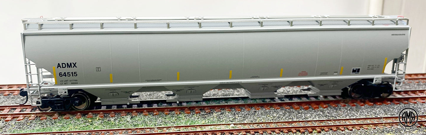 Walthers 920-110303 HO Scale ADMX 67' Trinity 6351 4-Bay Covered Hopper #64515