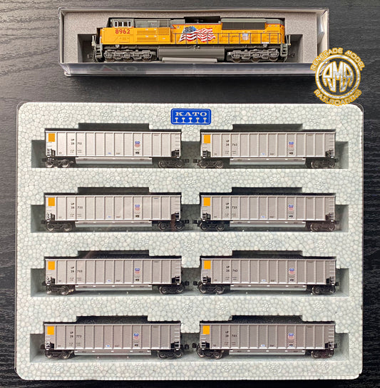 KATO N Scale SD70ACE DCC #8962 & Union Pacific 8-Pack Bethgon Coal Porters